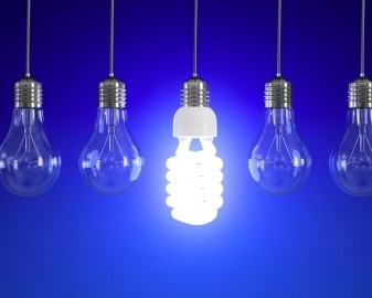 Енергоспестяващата лампа мига - основните причини за неизправността