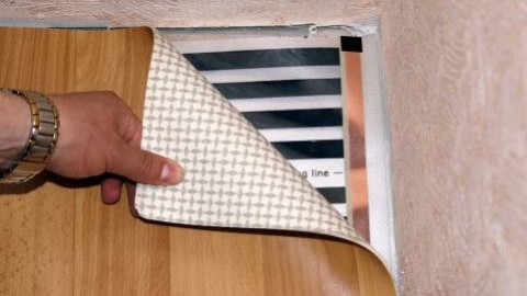 How to lay a warm floor under linoleum?