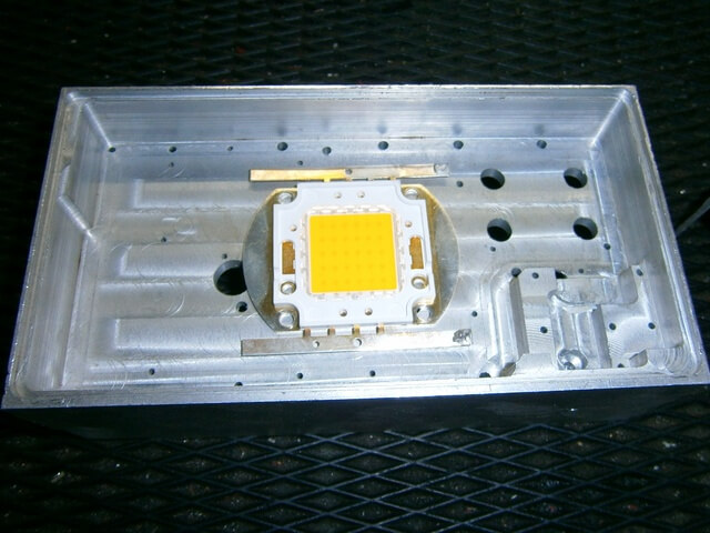Aluminum body for heat dissipation