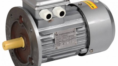 What is an induction motor and how does it work